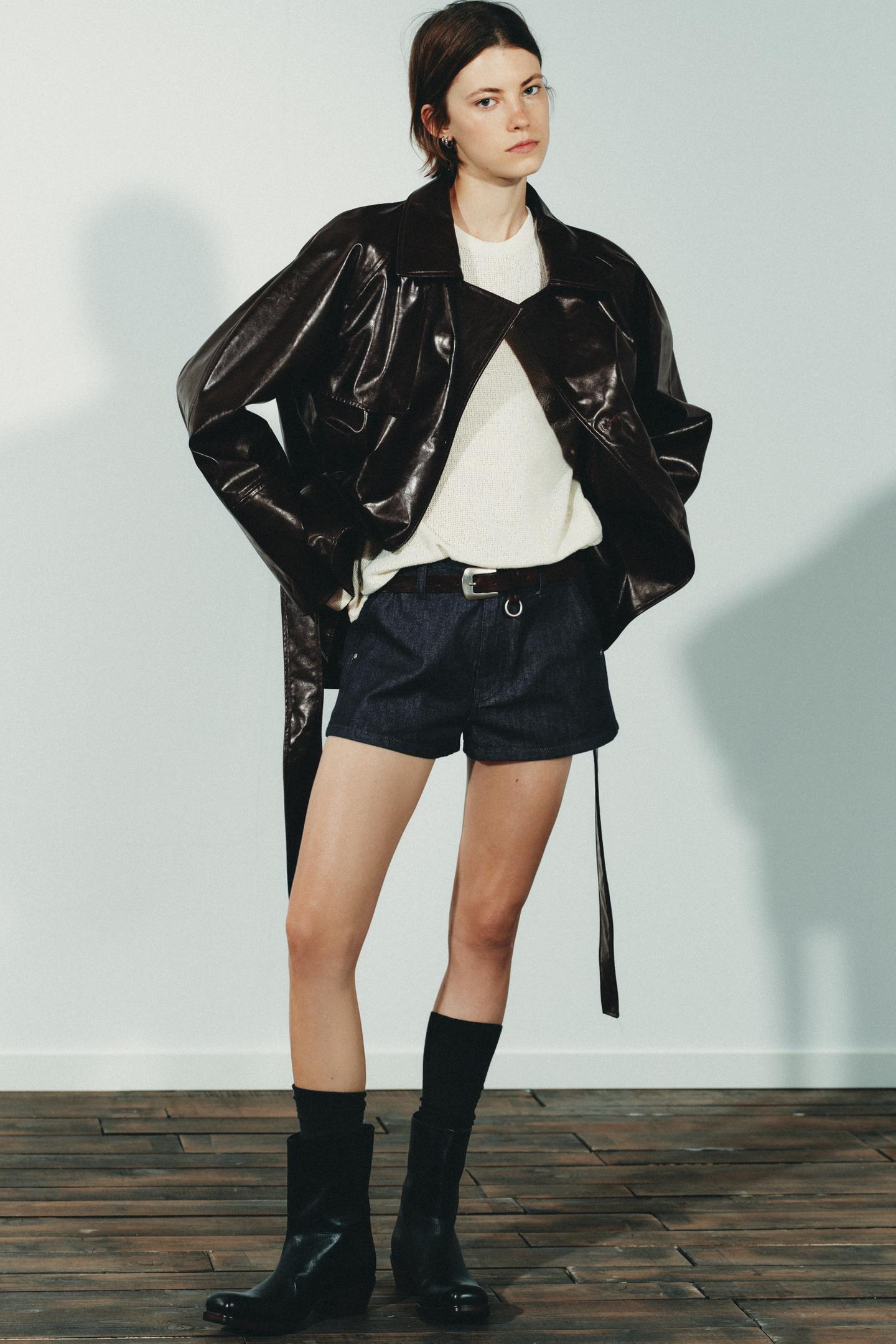 LONG SLEEVE LEATHER JACKET