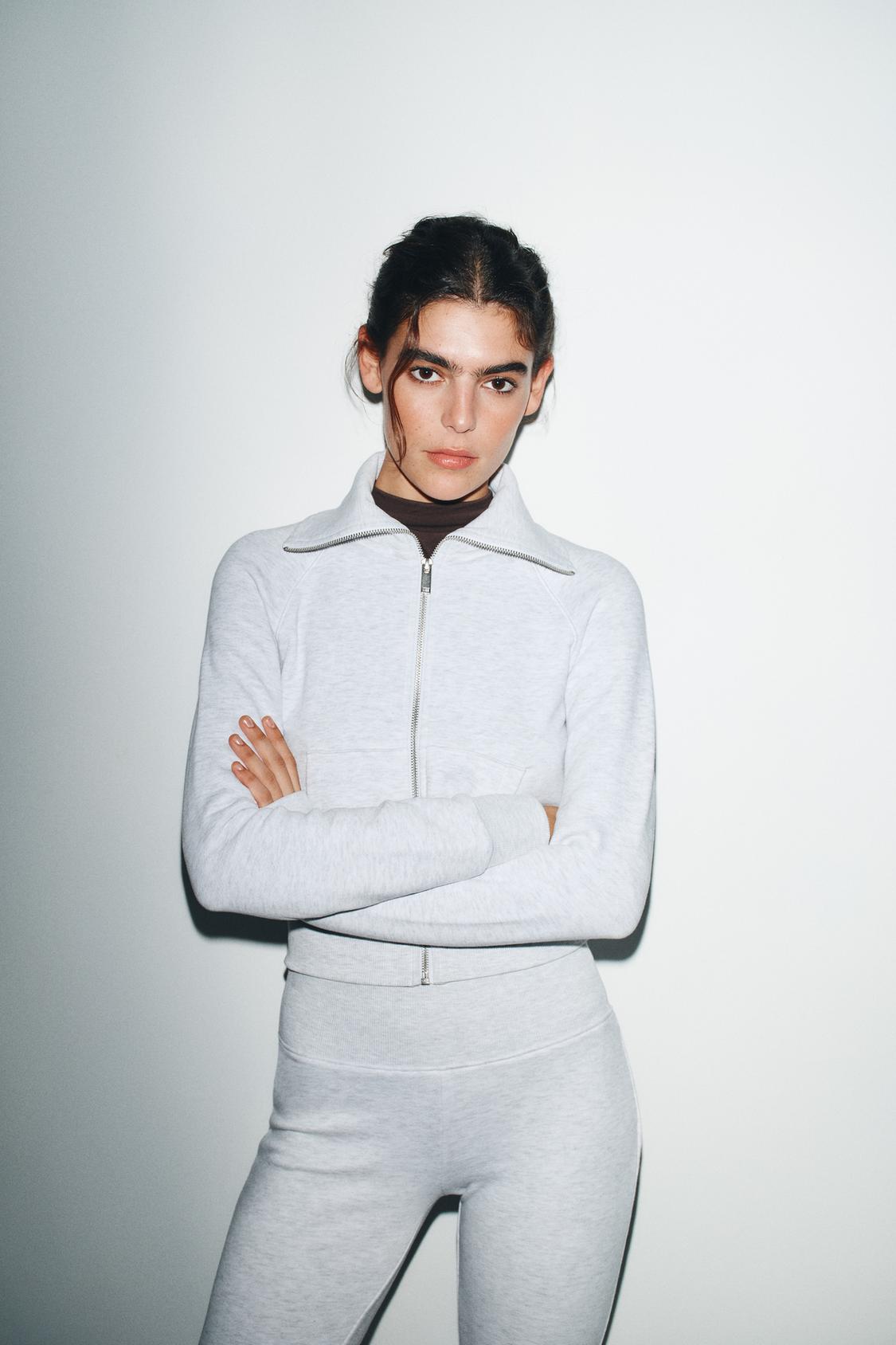 Essential Zip Lounge Set