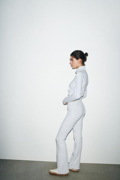 Essential Zip Lounge Set